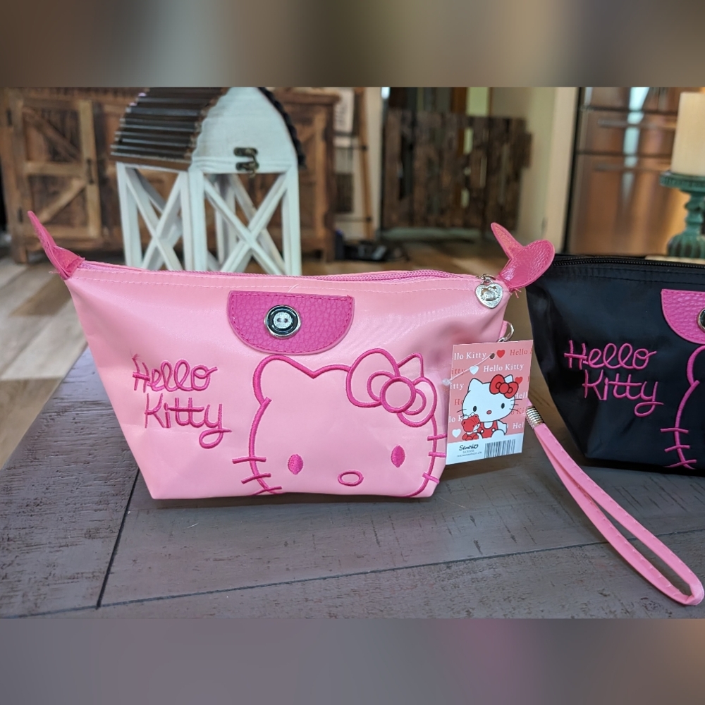 🆕Just In.... Hello Kitty Cosmetic Bag